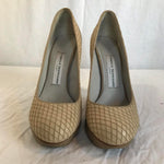 Beige heels from Camilla Skovgaard with sole detail