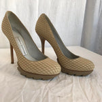 Beige heels from Camilla Skovgaard with sole detail